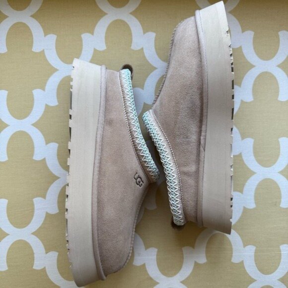 NIB UGG Women’s Tasman Slipper in Mustard Seed, US 12, from GOAT - Picture 4 of 16